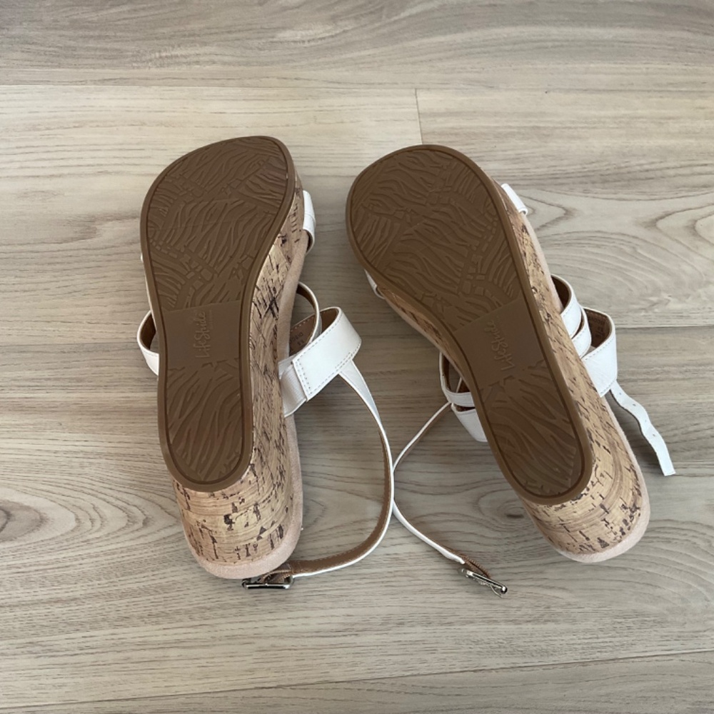 Life Stride Soft System sandals, white, buckle, wedge - Picture 9 of 12